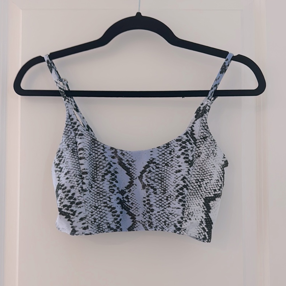 Beach Riot Top (M) - Picture 2 of 4